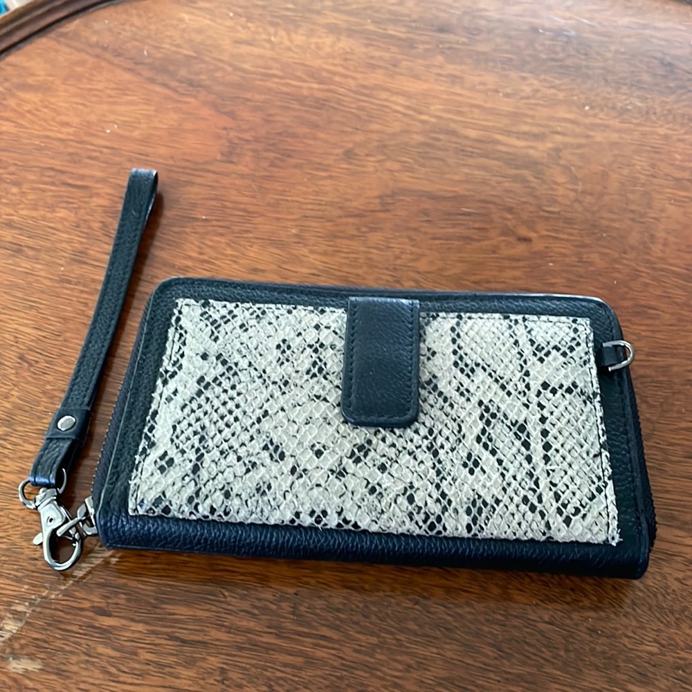 EUC Rachel Roy Brown Leather Snakeskin Print Wristlet, Wear on Corners See Pics